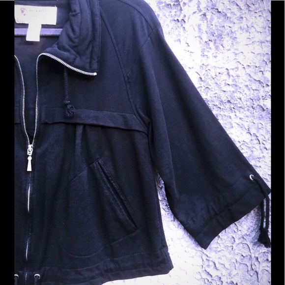 Crop Top Black One World Jacket Style - Picture 2 of 7